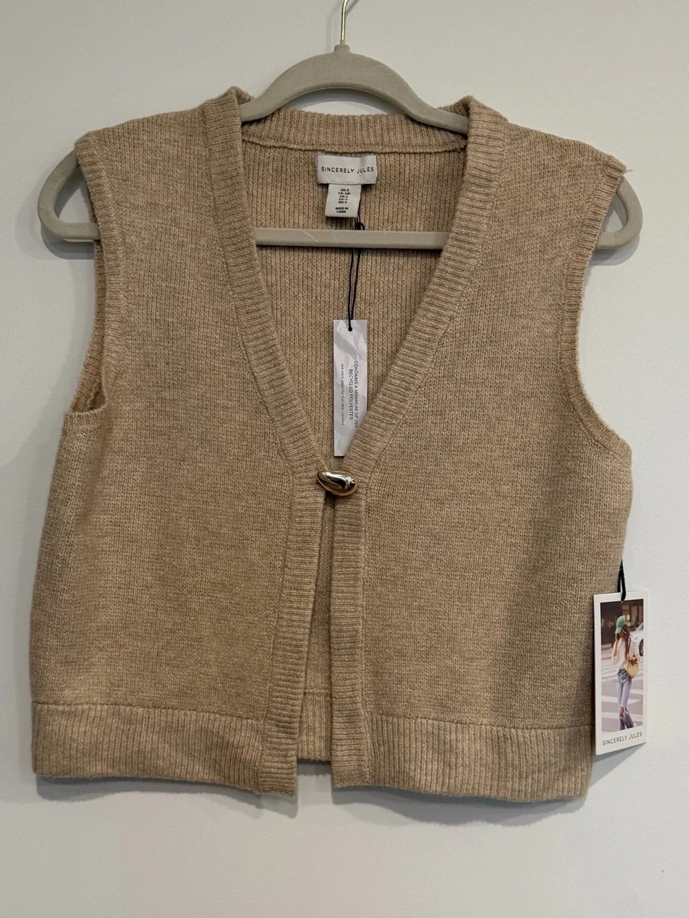Sincerely Jules Tan Knit Sweater Vest Gold Toggle Size Small NWT